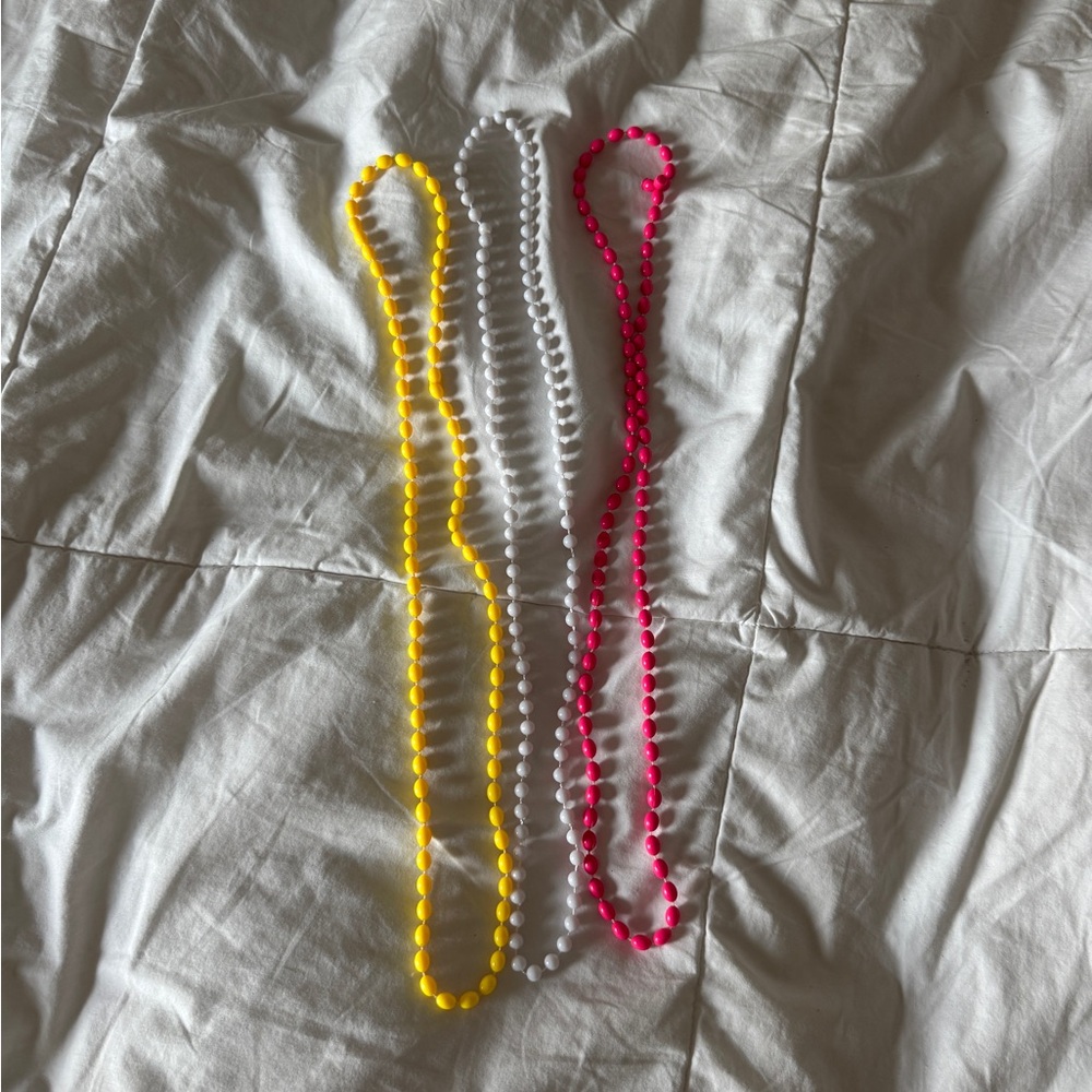 Pack of 3 Beaded Necklaces Pink Yellow White